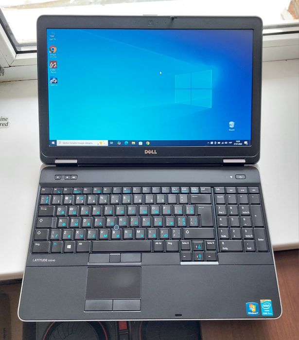 Ноутбук Dell 15.6/i5 4gen/8gb/ssd+hdd/акб 2 години