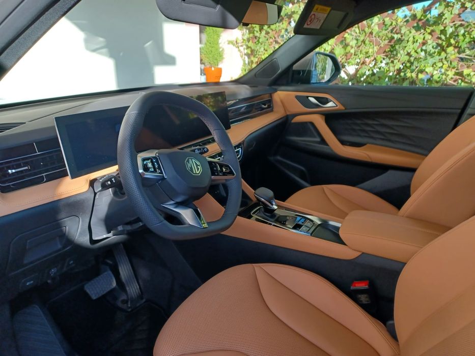 MG EHS 1.5 T-GDI Plug-in Hybrid Luxury