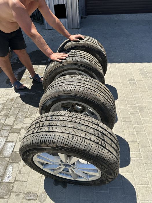 Продам конплект колес Е70 255/55/18