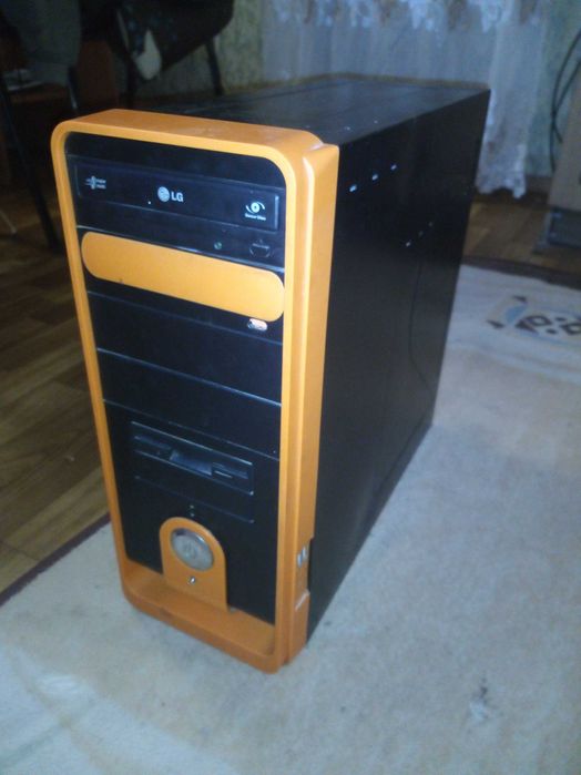 Четирехядерний ПК Athlon IIx4 quad core