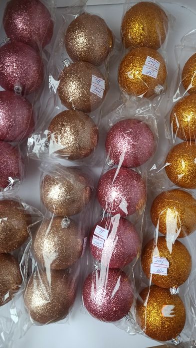 Новорічні прикраси, герлянди