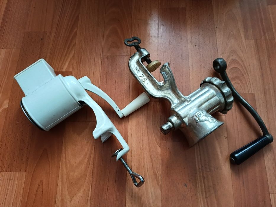 Stare maszynki do mielenia mięsa itp.