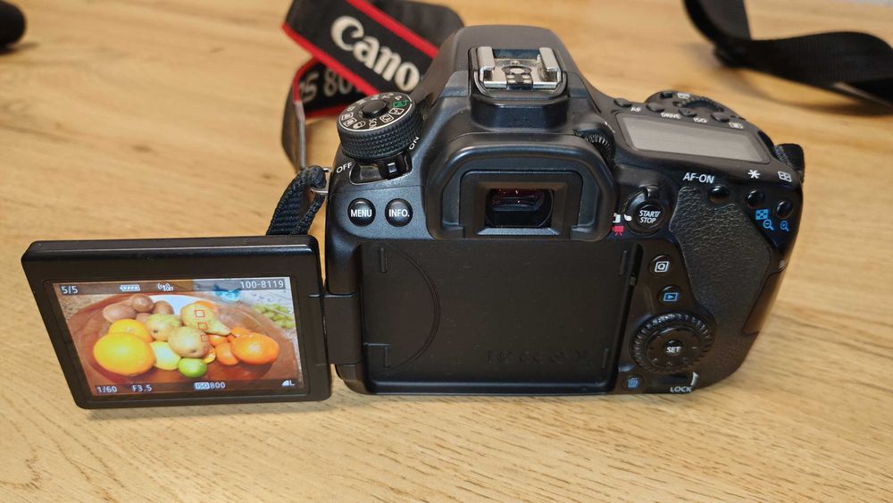 DSLR Canon 80D com ou sem lentes (Muito bom estado)