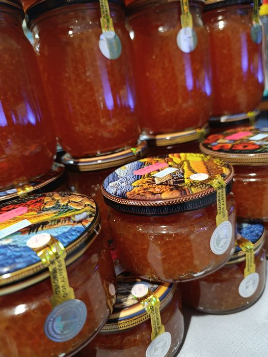 Однорідне зерно ,без рідини червона ікра . З сіллю. Red fish caviar 32