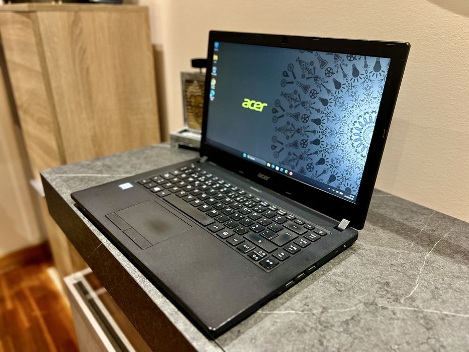 Acer TravelMate P14 I5-8250U/8Gb RAM/SSD 256Gb/Ecrã Full HD