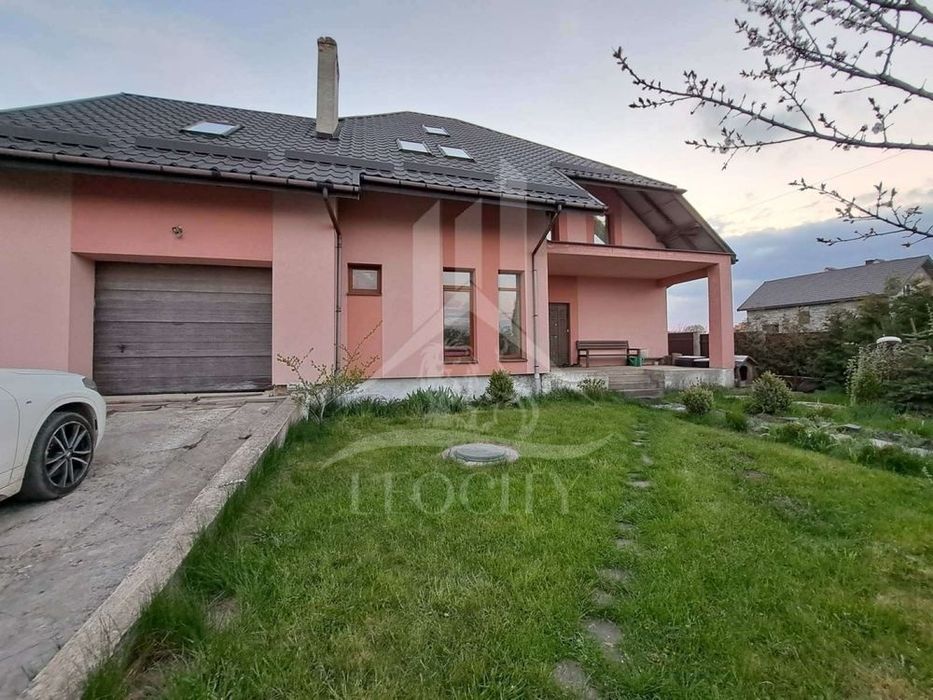 Продаж будинку с. Зубра