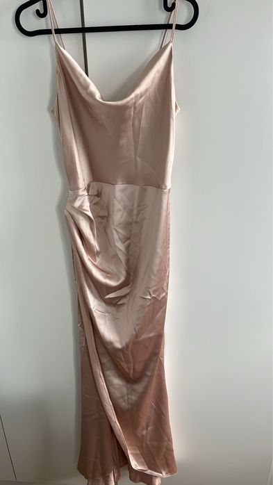 Długa sukienka złota Blair Kulunove