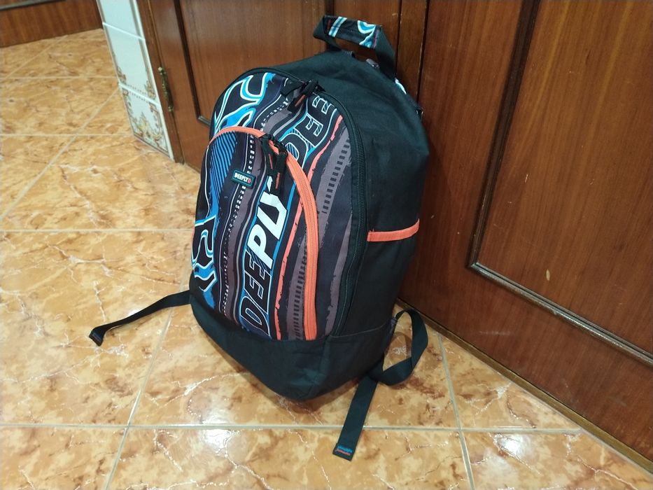 Mochila vertical escolar campismo praia casa quarto apartamento vivenda escritório gabinete.
