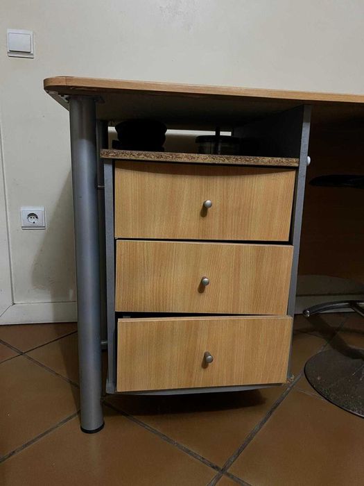 Mesa de Escritório