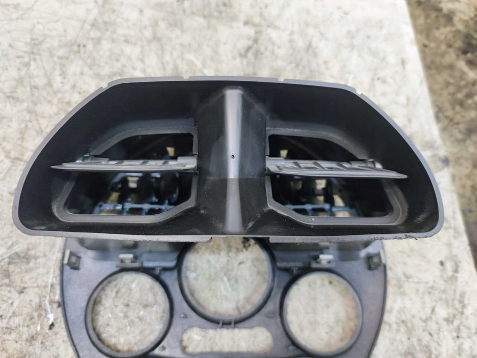 Renault Modus Konsola Środkowa Kratki Nawiewu