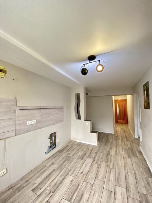 Продам 3х кімнатну квартиру «чешку» в м. Покров ,35й мікр-н
