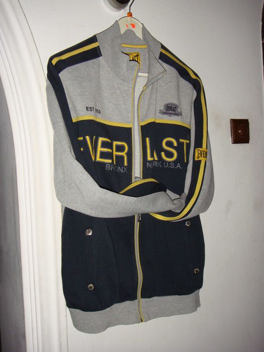 Komplet - Męskich  Rzeczy  ŻARA  , PUMA  , Bluzy ,,,  HL , HHL