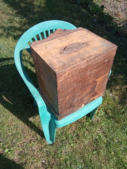 Winiarka drewniana, lekka