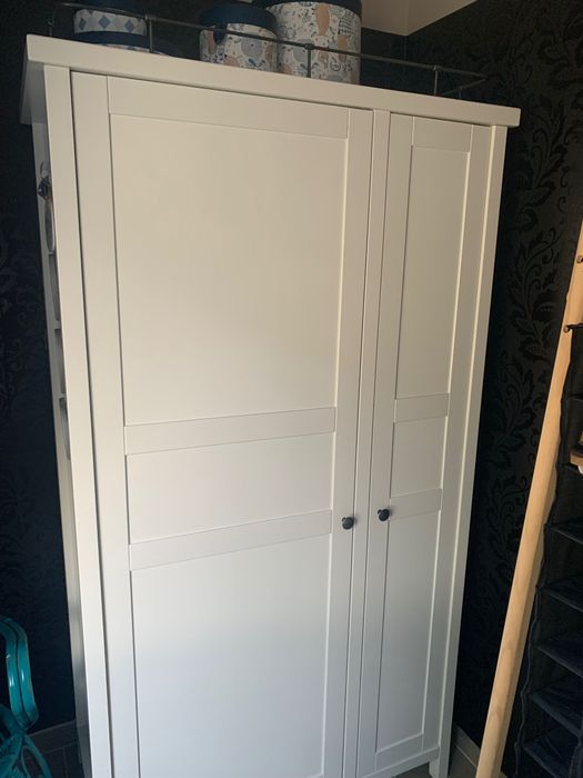 Szafa na ubrania biała ikea Hemnes