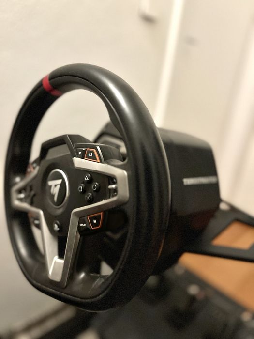 Cockpit Trak Racer + Thrustmaster T248 + Pedais – PS5