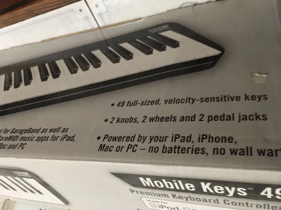 Keyboard Line 6 , 49 teclas Mobile Keys Novo