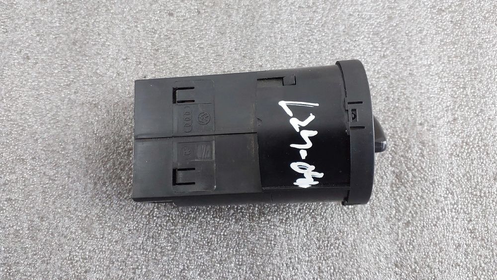Botão / interruptor de luzes SKODA Fabia II Break (545, 5J)