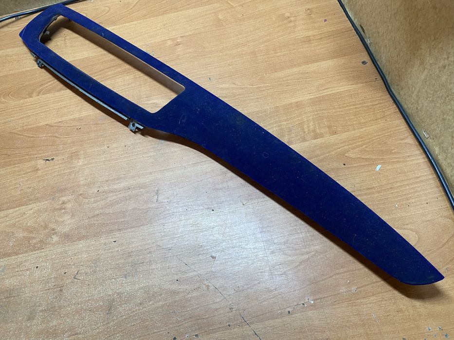 Mitsubishi Lancer 9. Накладка торпеди центральна. Сабля для мітсубіші