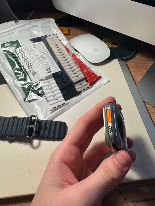 Apple Watch Ultra 49mm Titanium Cellular