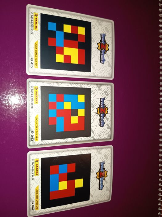 Cartas antigas Invizimals impecáveis