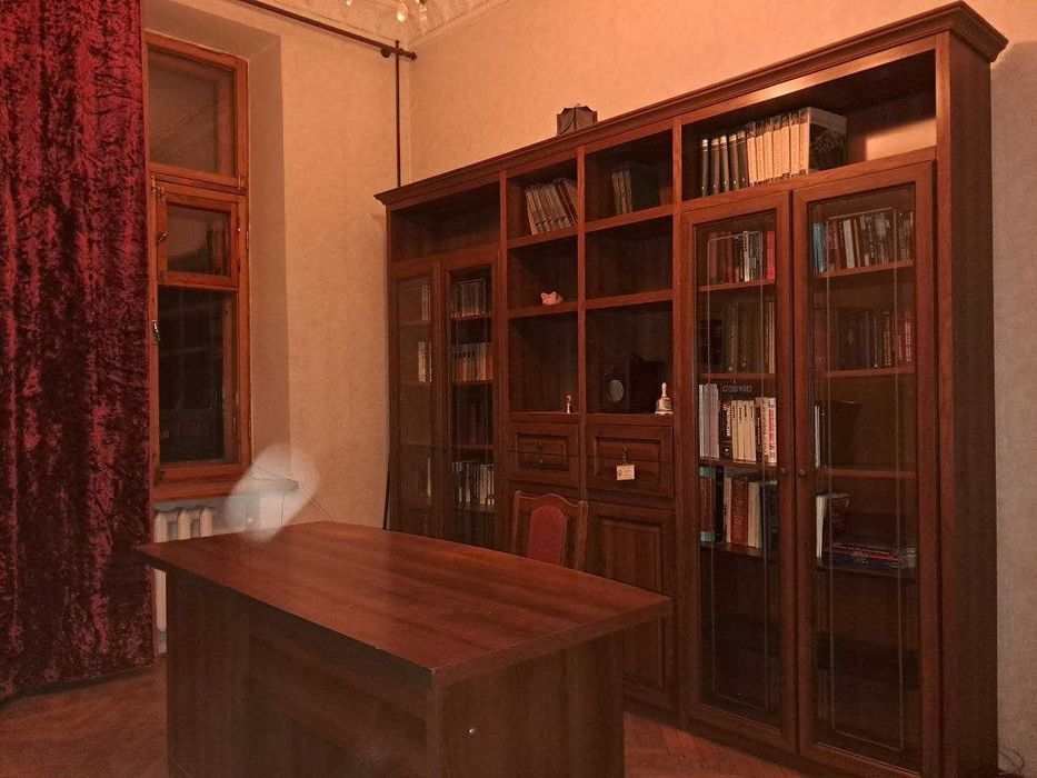 Сдам офис Семинарская Французский бульвар 170 кв.м.