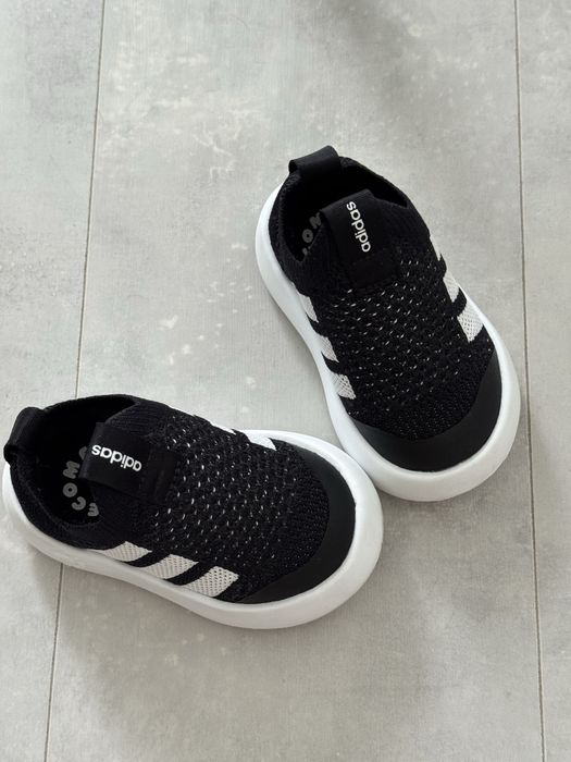 adidas Снікерcи Bubblecomfy IH1264 Чорний