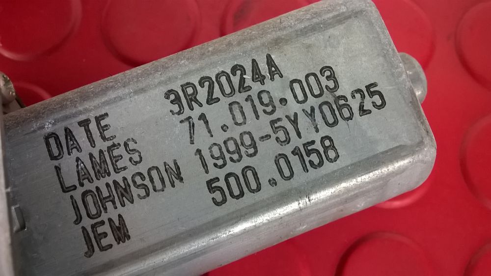 Motor Elevador Direito - OPEL CORSA E (X15)