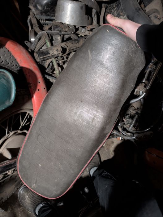 Продам сидіння іж планета 4