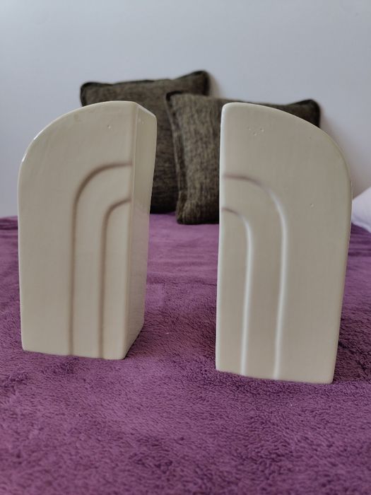 Podpórki do książek, ceramiczne, Sinsay.