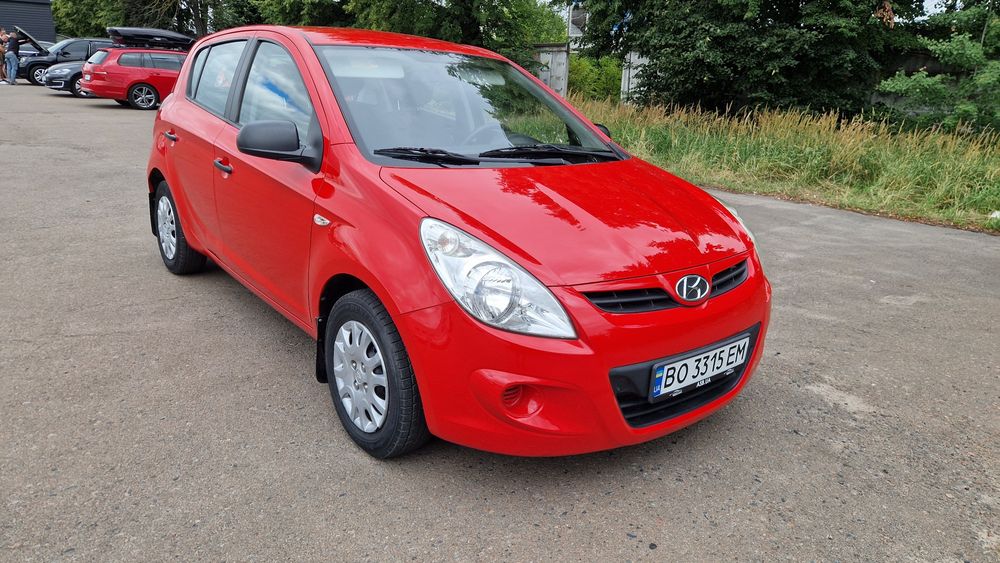 Hyundai i20 2009 VIN MALBB51SP9M042101 фото оголошення 2 з 24