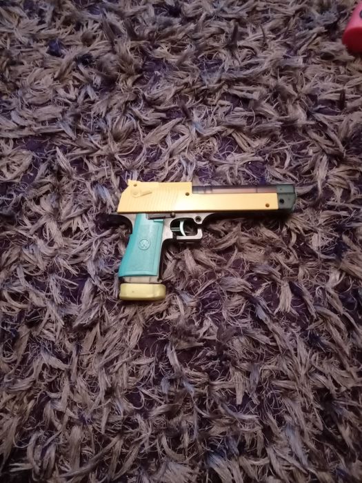 Pistolety Nerf strzałki