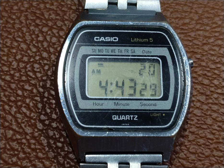 Casio Lithium 5  122  S004 sprawny zabytkowy