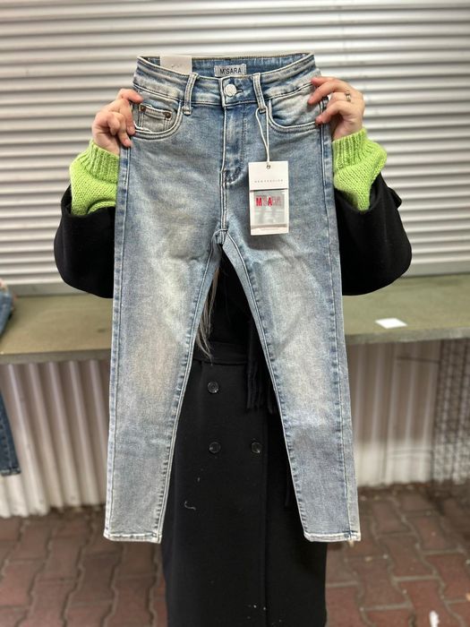 Jeansy M.Sara z wysokim stanem