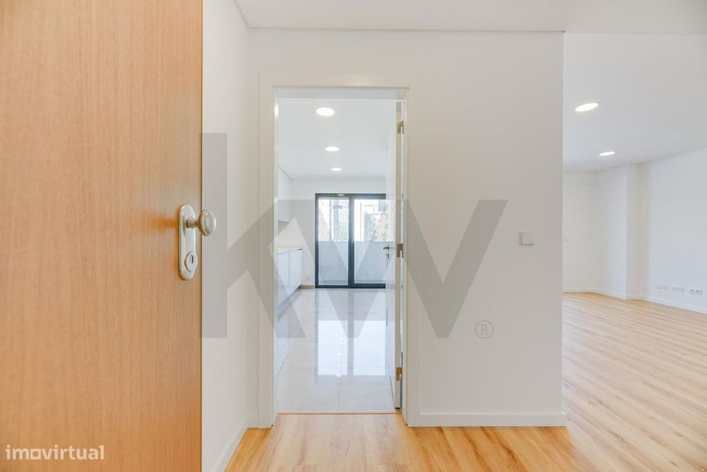 Apartamento T2 para arrendar em rua de Campolide 368, Campolide