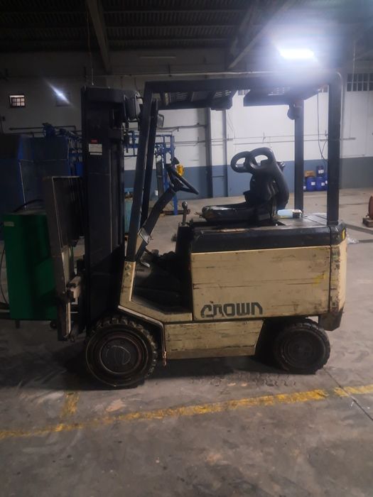Empilhador crown 2.5