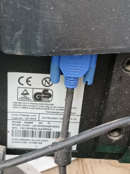 Монитор Samsung SyncMaster 940 BF