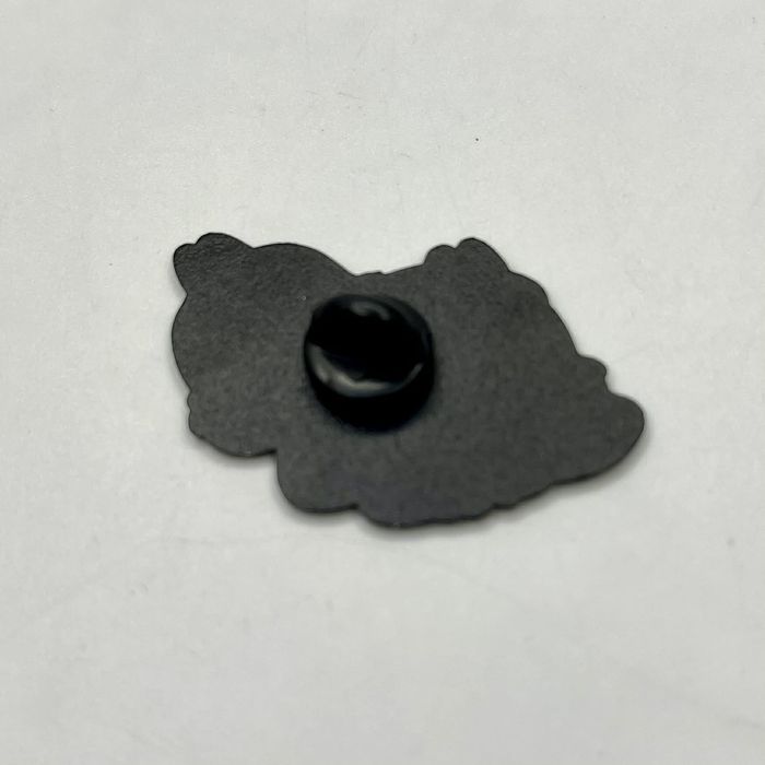 Broszki pin przypinka wiewiórki bajka metalowy ozdobne piękne