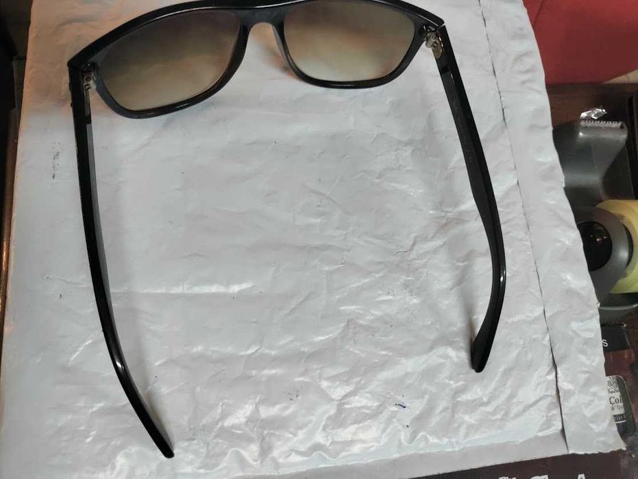 Armações em massa Ray-Ban, modelo Boyfriend