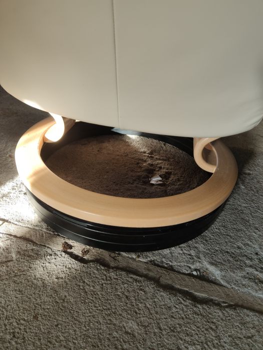 Stressless Ekornes fotel relax biuro skórzany wypoczynkowy rozkładany