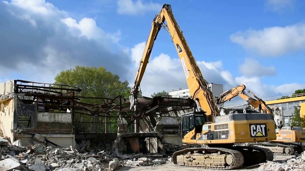 Демонтаж промышленных и жилых зданий и сооружений. Снос дома
