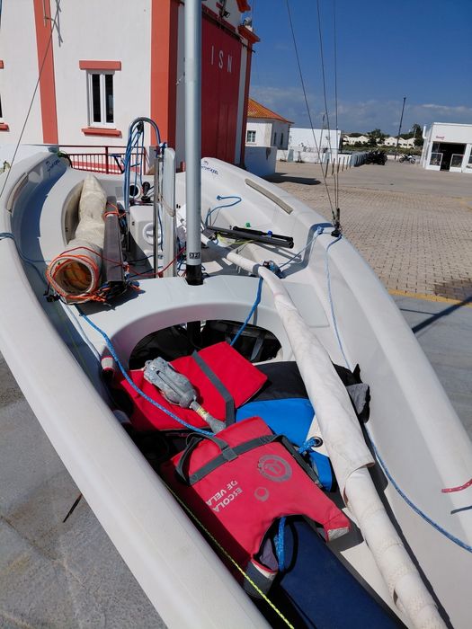 Vendo Barco laser stratos