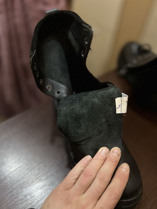 Продам кожанные берцы