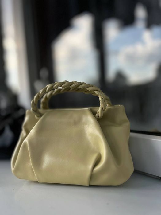 Mini torebka renomowanej marki