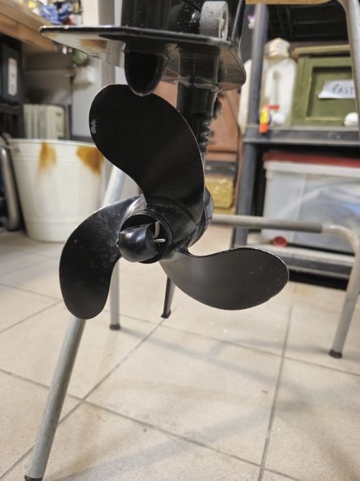 Silnik zaburtowy Suzuki 2,5hp