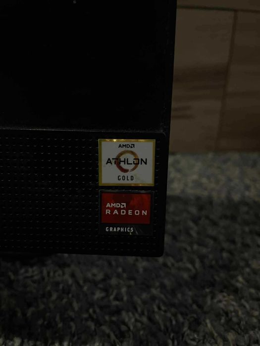 Dwa Komputery HP AiO HP 24 AMD Athlon 3150U 4GB 256GB SSD