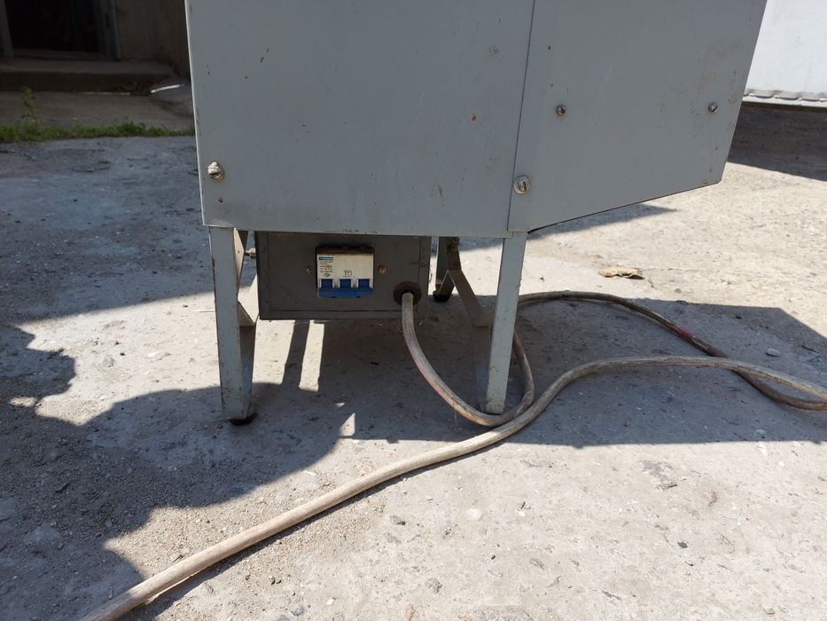 Промышленный тепло обогреватель EMMETI 6-12кВт.