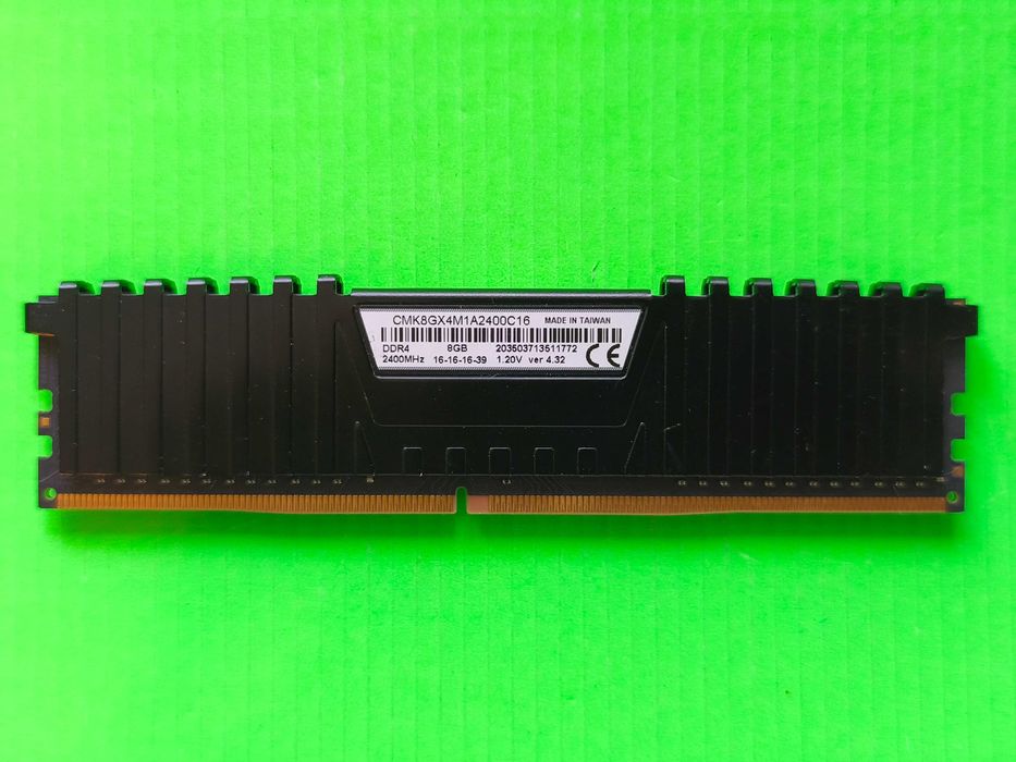 corsair vengeance ddr4 - купити комплектуючі для ПК - Ціна на OLX.ua