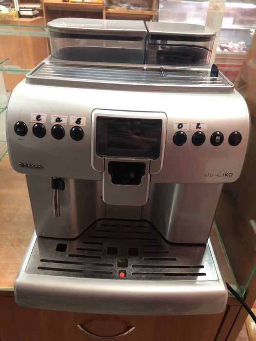 Кофеварка Saeco Aulika Focus Antracite