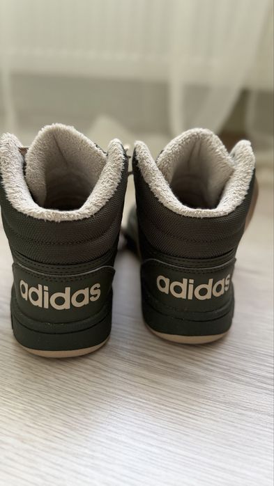 Черевики adidas демісезон