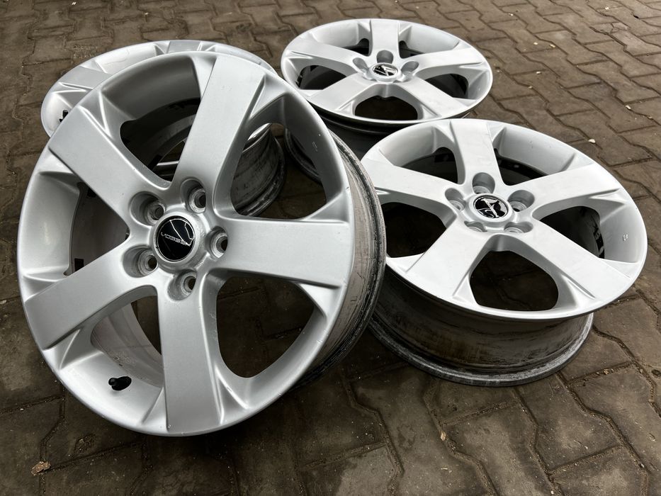 Продам диски R17 5 114.3 DIA 67.1